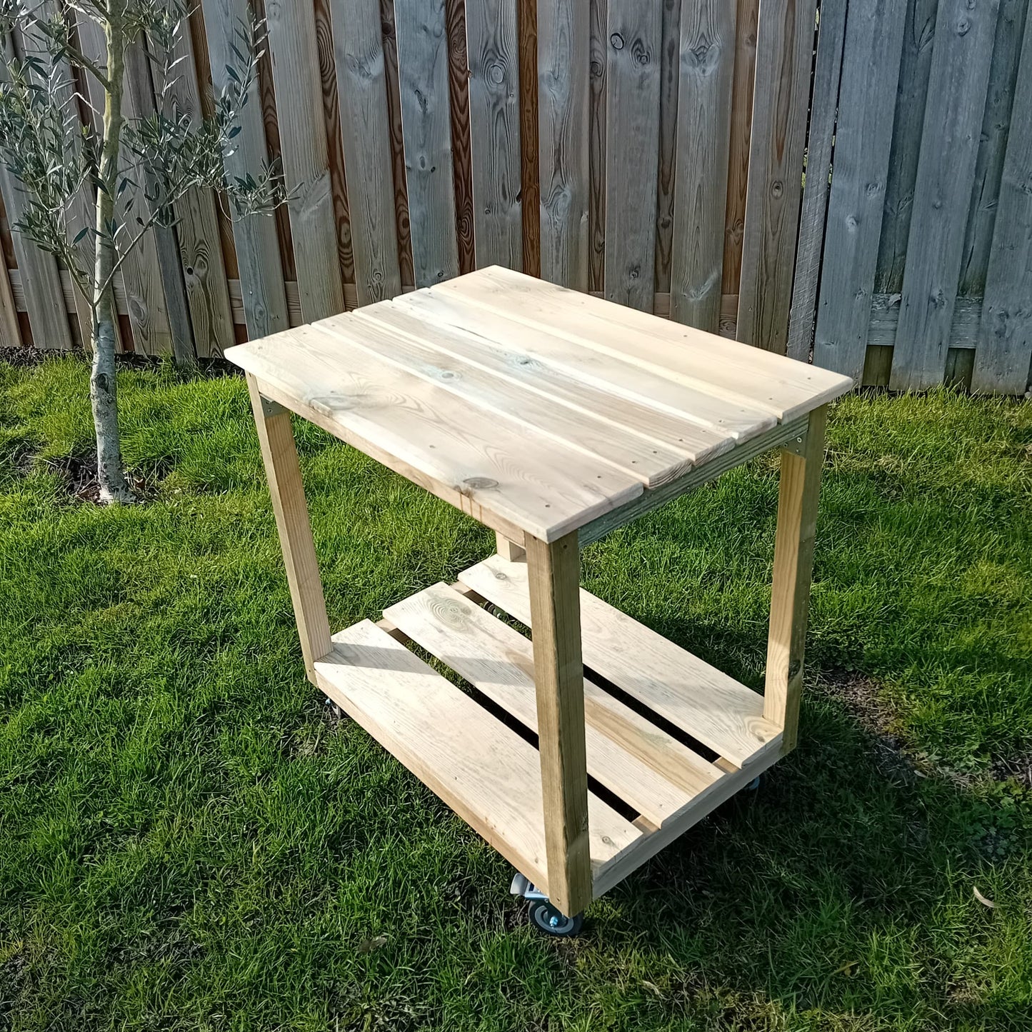 Bijzettafel 70x50x70 cm