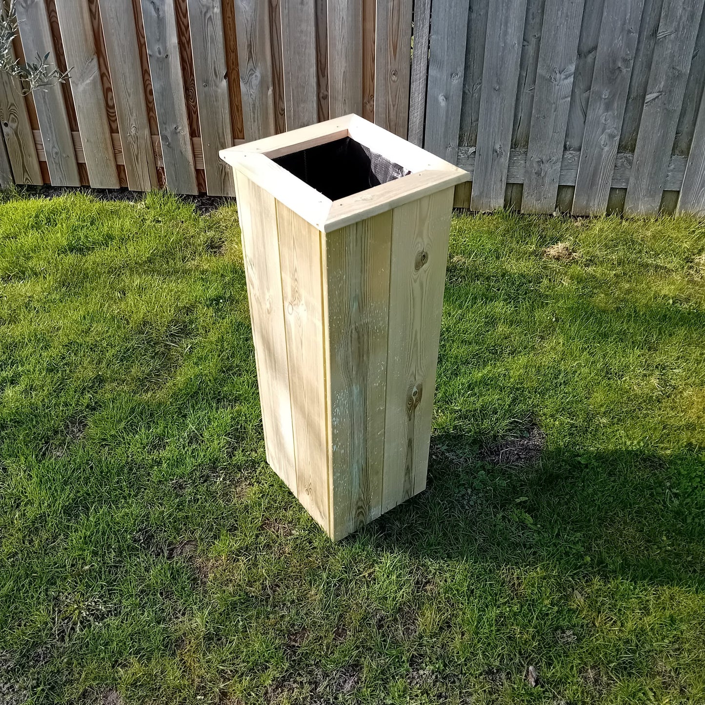 Geïmpregneerde grenen plantenbak 30x30x85 cm