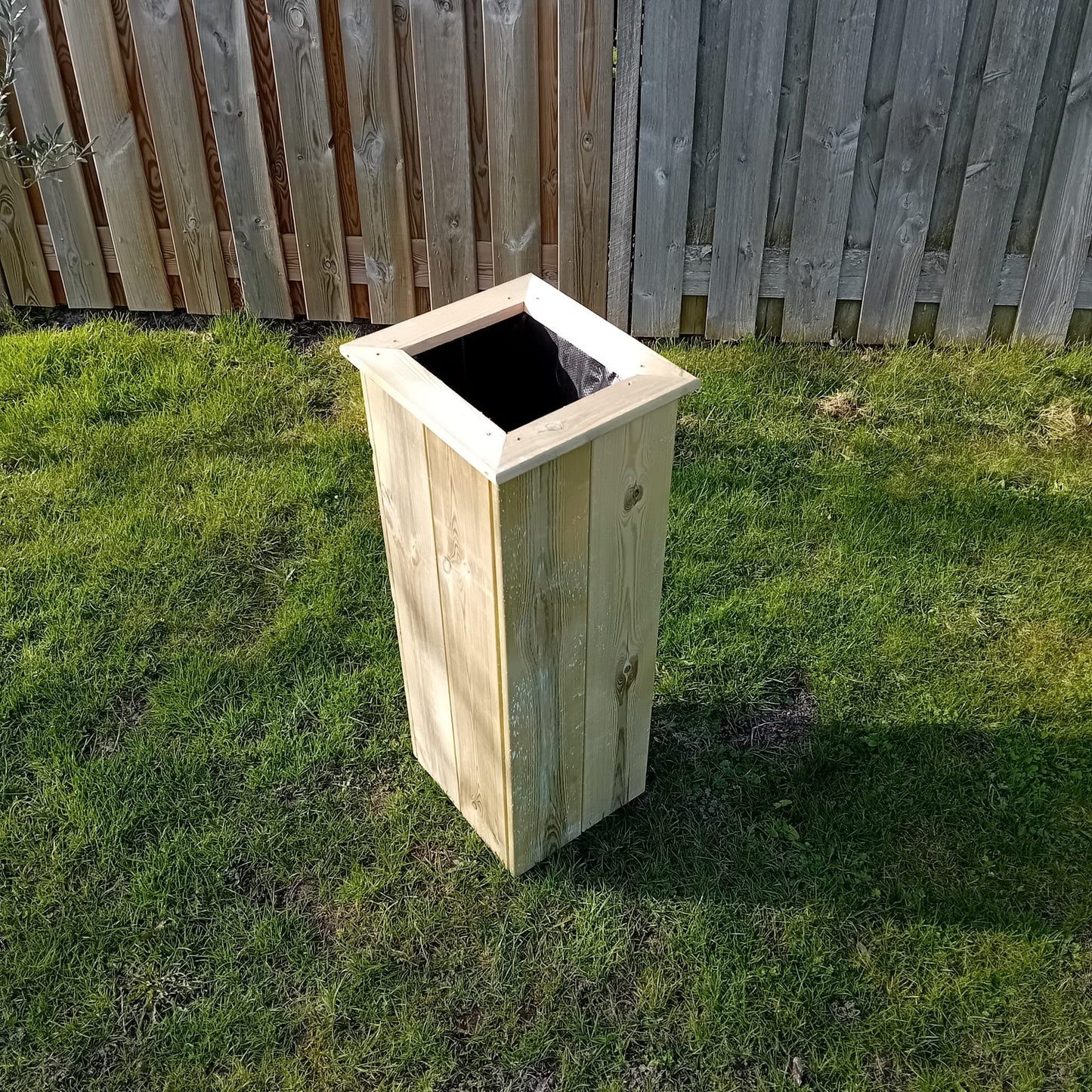 Geïmpregneerde grenen plantenbak 30x30x85 cm