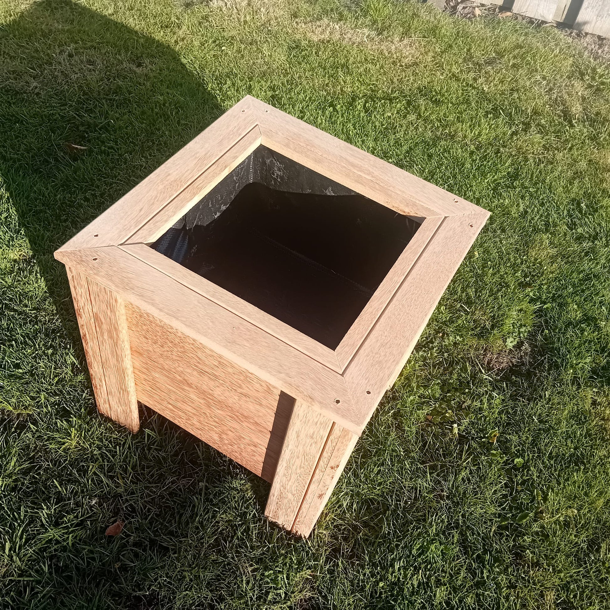 Houttan Plantenbak 40x40x40 cm hardhout