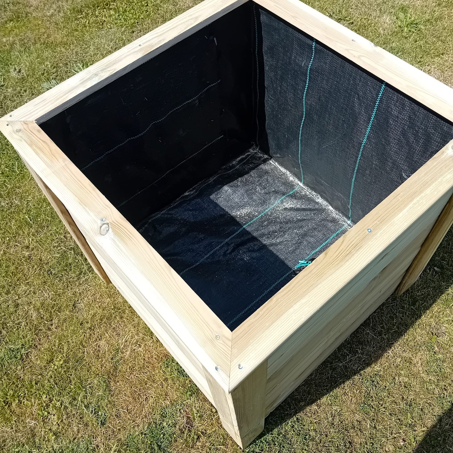 Houttan Plantenbak – 70 × 70 × 70 cm | diepe wortelruimte