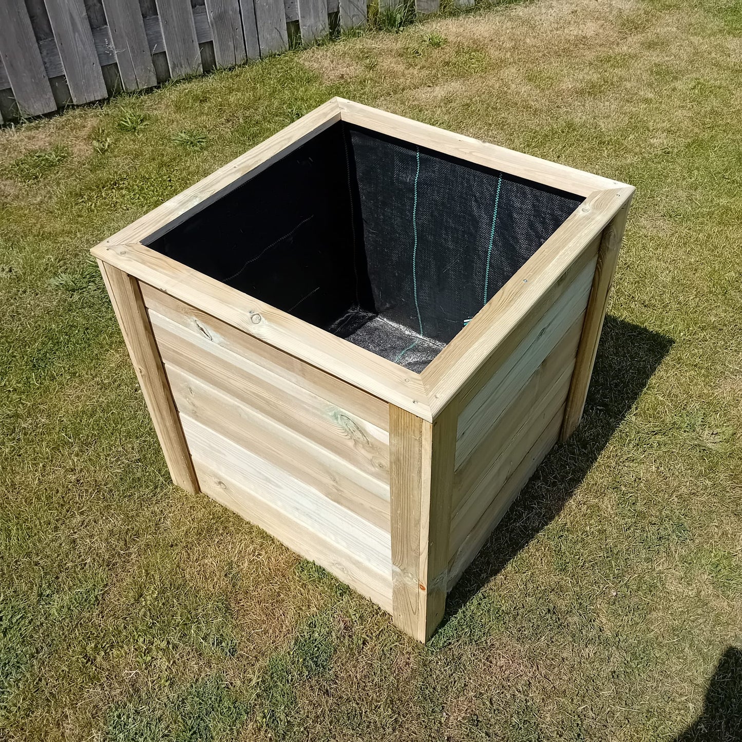 Houttan Plantenbak – 70 × 70 × 70 cm | diepe wortelruimte