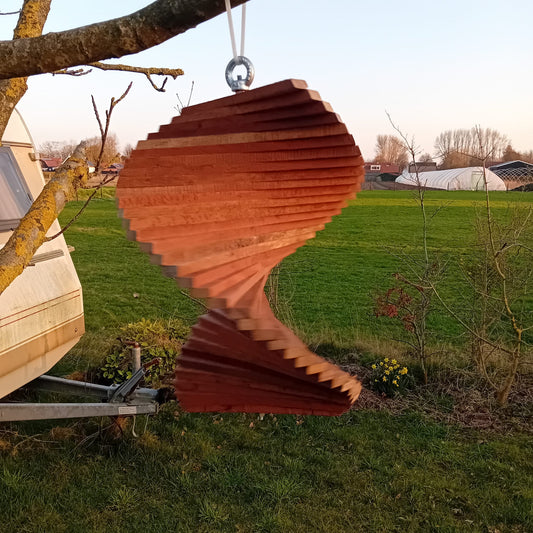 Windspinner – handgemaakt hardhout