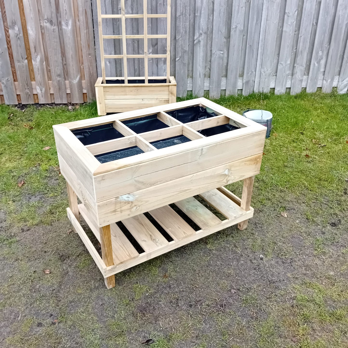 Houttan Moestuinbak met Raster – 6 vakken | 100 × 60 × 70 cm
