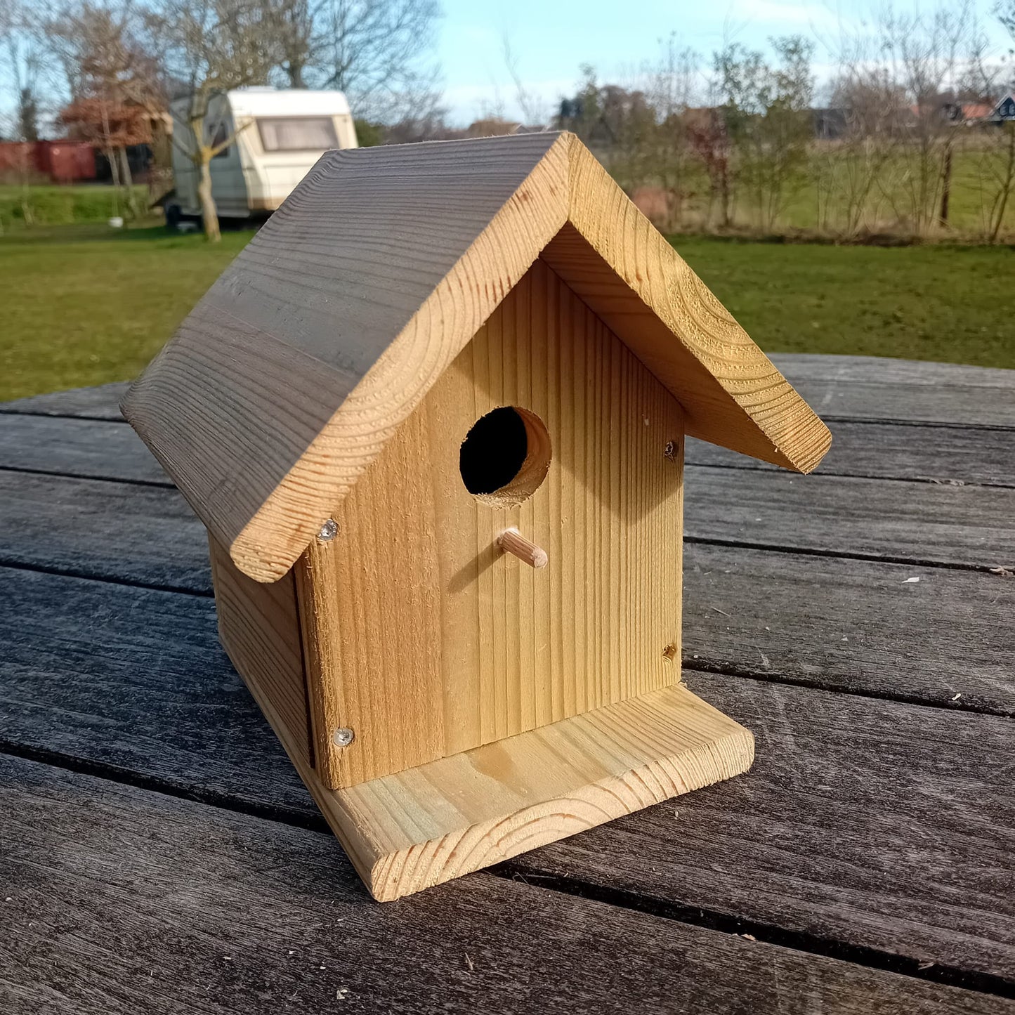 Houttan Vogelhuisje – veilige nestplek voor tuinvogels